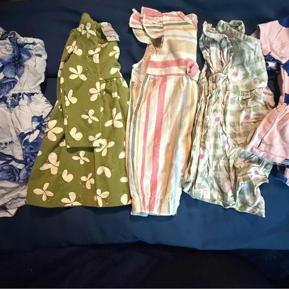 Assorted Baby Rompers - Picture 1 of 6